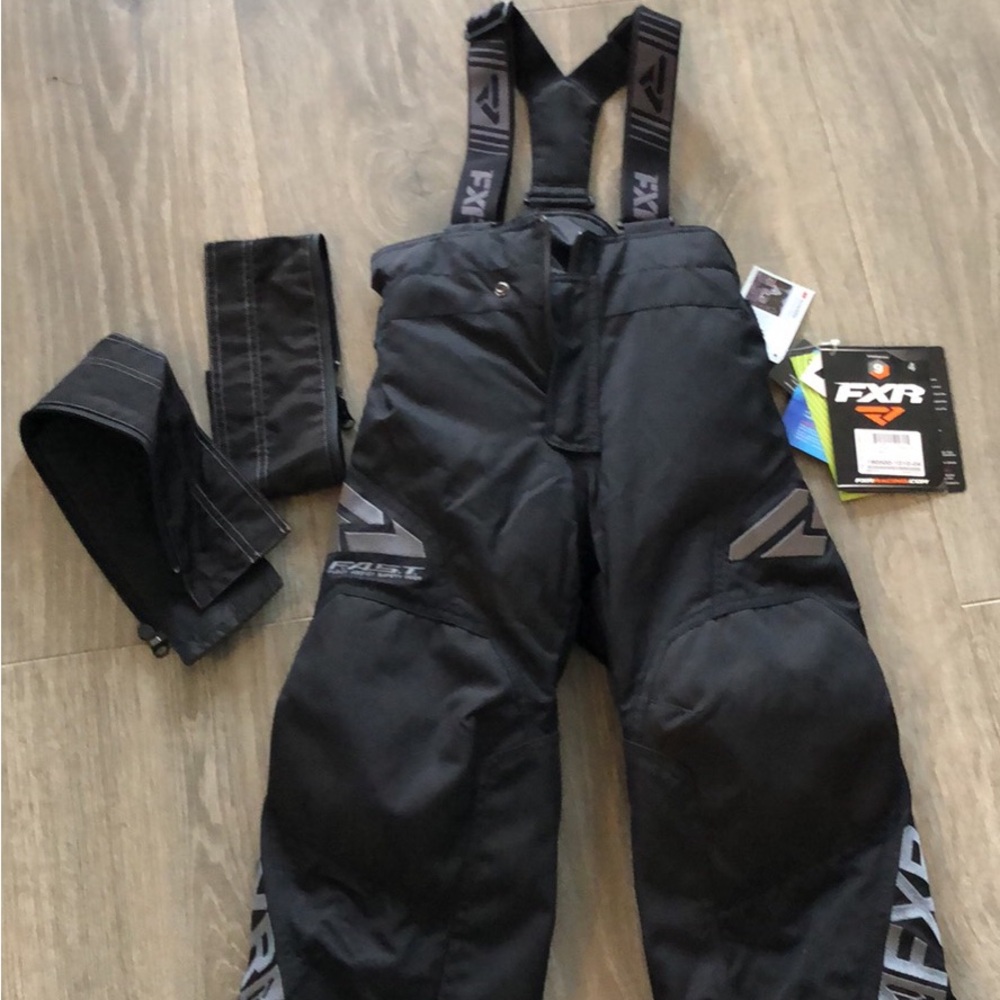 FXR Black Ops Clutch Snow Pants Youth size 4